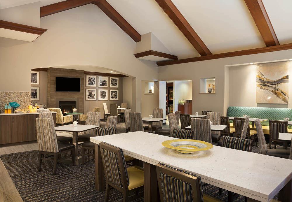 Residence Inn By Marriott Toronto Airport Bagian luar foto