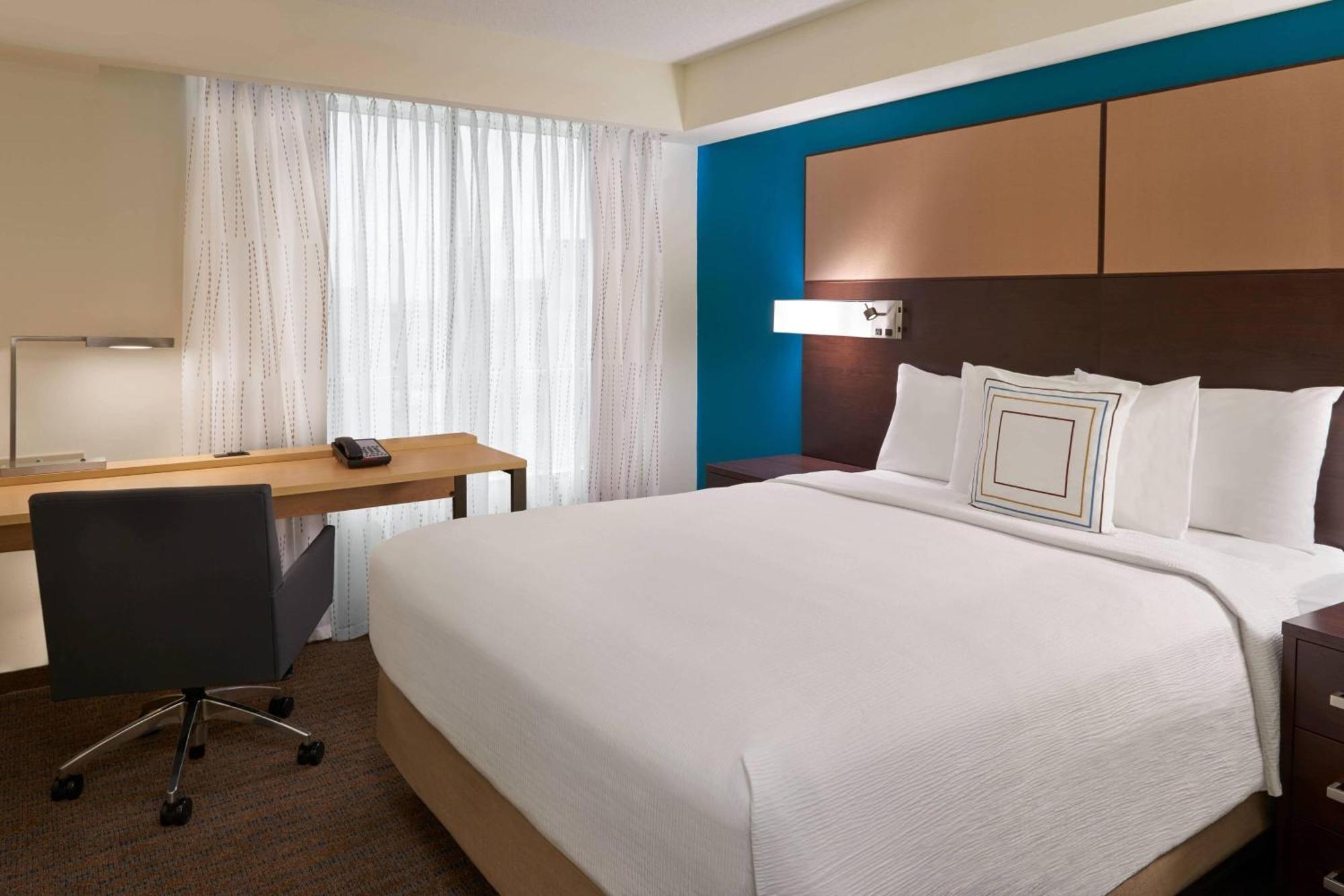 Residence Inn By Marriott Toronto Airport Bagian luar foto