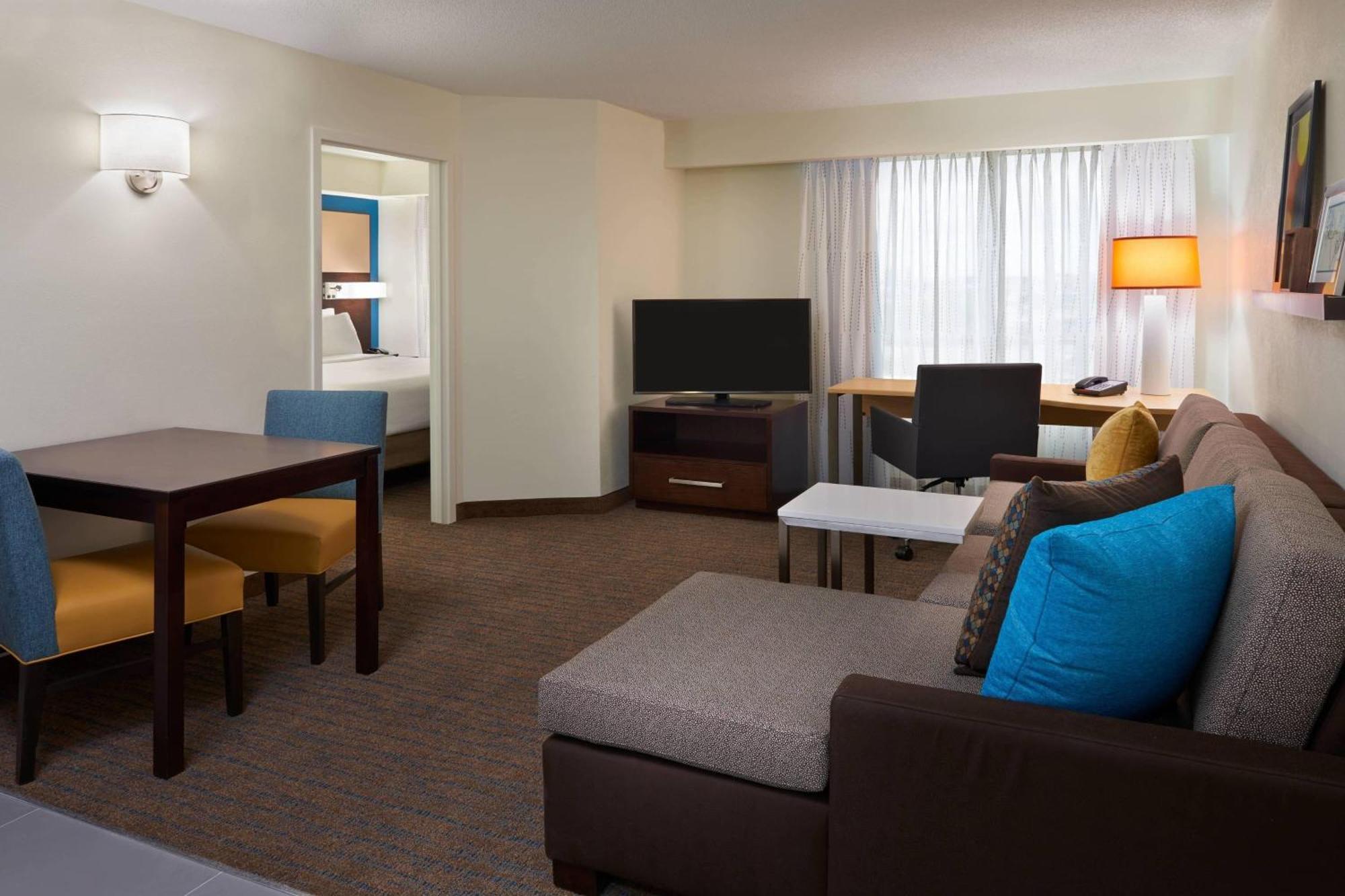 Residence Inn By Marriott Toronto Airport Bagian luar foto